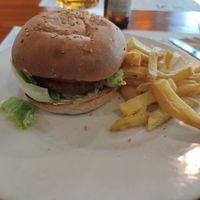 Hamburger tipo pollo at Hicuri in Granada