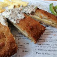 Cheese and bacon inside at Hicuri in Granada