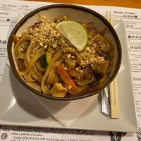 Pad thai   at Hicuri in Granada