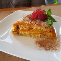 Carrot cake at Hicuri in Granada