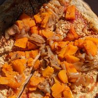 Vegetable pizza at Fruitive - Palmer Alley in Washington