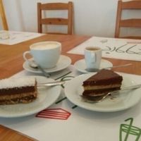 Coconut-carob and Mint chocolate cakes at Veggie Nyers in Budapest