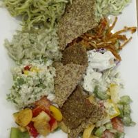 The Vegan Nyers "Mixed Plate" – a delicious assortment of raw vegan salads, carrot spaghetti, raw vegan lecsó and fantastic raw bread-crackers at Veggie Nyers in Budapest