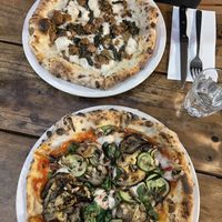   at Shop 225 Pizzeria in Pascoe Vale South