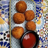   at Shop 225 Pizzeria in Pascoe Vale South