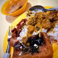 This is what i ate plus a free corn soup at Green Healthy Vegetarian 绿康素食 in Central Singapore