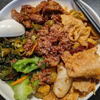 Curry puff was delicious, Kang Kong delicious, everything Amazing at Green Healthy Vegetarian 绿康素食 in Central Singapore