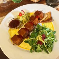 Tempeh skewers with bbq-sauce at L'Orto Gia Salsamentario in Turin