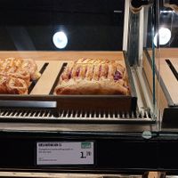 kirschkörbchen vegan at backWERK - Nordstrasse in Dusseldorf