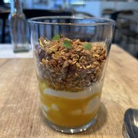 
carrotcake granola & yoghurt 10,50€
  at SUE in Rotterdam