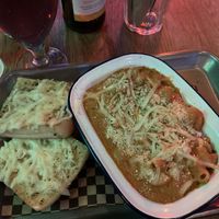 Chipotle Mac n cheese with vegan garlic cheese bread   at Lucky Pig - Paradise Palms in Edinburgh