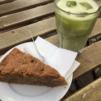 Hazelnut cinnamon cake and iced matcha oat latte  at Cafe DA in Stuttgart