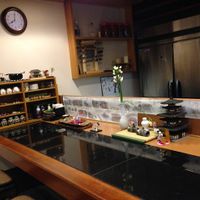 counter table with lots of beautiful Japanese miniature structures at Shiki-Saisai Non in Shirahama