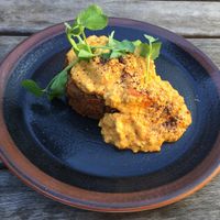 Scrambled tofu on hash brown  at Ray Cafe in Brunswick