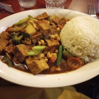 Cashew nut stir fry at Thai 9 in Dayton
