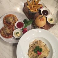 Dinner at Veganerie Concept - Benjasiri Park in Bangkok