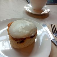 Cinnamon roll at Veganerie Concept - Benjasiri Park in Bangkok