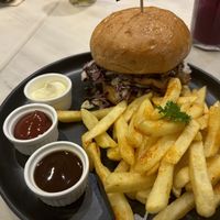 BBQ Pulled Mushroom Burger  at Veganerie Concept - Benjasiri Park in Bangkok