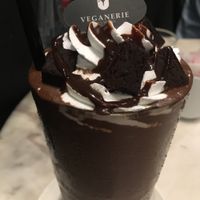 Brownie smoothie at Veganerie Concept - Benjasiri Park in Bangkok