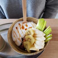 Granola with yoghurt and fruit at Hapi in Napier