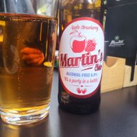 non-alcoholic cider at Plantaz Bistro & LimeLight BAR in Martin