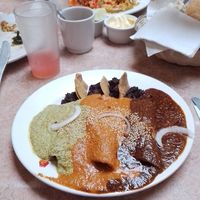 Enchiladas veganas a los tres moles at La Zanahoria - Centro in Puebla