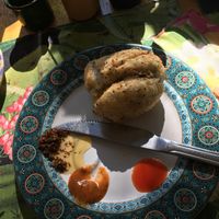 Starter with hummus inside (dont remember the name) at Emporio com Arte in Foz Do Iguacu