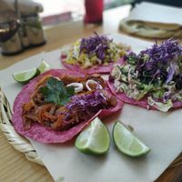 Tacos brócoli y requesón, al pastor y crudi at La Pitahaya Vegana in Mexico City