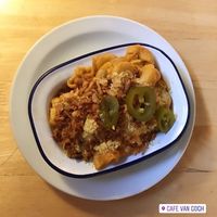 Vegan mac and cheese side at Cafe Van Gogh in South West London