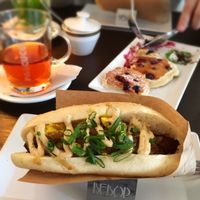 Vegan breakfastdog at PAN's Bebop in Essen
