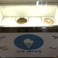 Great vegan food hall! Vegan ice cream parlor! at Choices Cafe in Miami