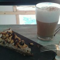 raw banana/choco/peanut cake and ";dirty chai"; (with coffee) at Vegamo Centro in Mexico City