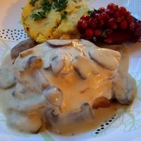 Wellington Champignons at Slurps in Brussels