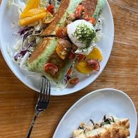 Mushroom Melt and Roasted jackfruit burrito at Juicy Brew - Kaimuki in Honolulu