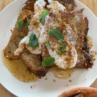 Fench toast (weekend brunch) at Juicy Brew - Kaimuki in Honolulu