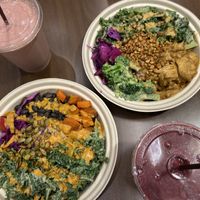 Bowls and smoothies   at Rabbits Cafe in Portland