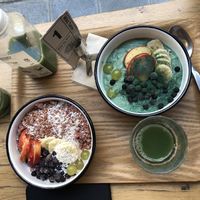 Bowls & drink at Wild & The Moon - rue Charlot in Paris