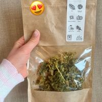 Love these kale chips! at Wild & The Moon - rue Charlot in Paris