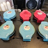  at Bigwig Donuts in Salem