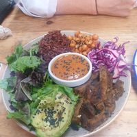 Buddha bowl at Almalibre Acai Bar in Valencia