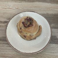 Cinnamon Roll  at Almalibre Acai Bar in Valencia