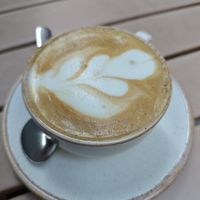 Vanilla latte at Almalibre Acai Bar in Valencia