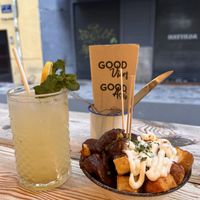 Great patatas and lemonadee  at Almalibre Acai Bar in Valencia