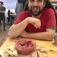 Beet hummus at Almalibre Acai Bar in Valencia