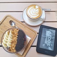  at Almalibre Acai Bar in Valencia