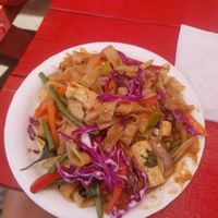 Vegan Drunken Noodles w/ tofu at Ae's Thai Kitchen - Food Truck in Hana