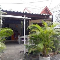 Outside at One Yoga Cafe in Koh Phangan