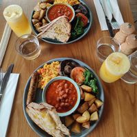 Classic brunch and fresh juice at Mildreds - Kings Cross in North London