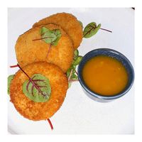 Cauliflower Mac & Cheese Baubles at Mildreds - Kings Cross in North London