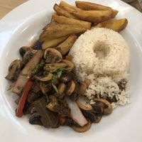   at Seitan Urban Bistro in Lima